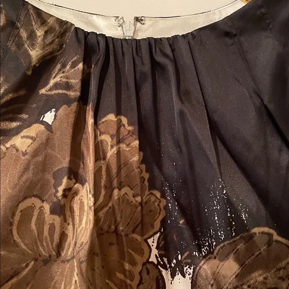 Tahari Black and Brown Floral Blouse - Picture 4 of 9